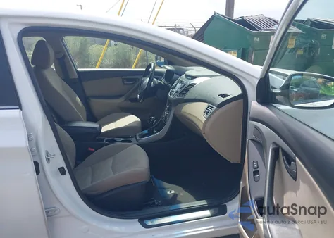 2016 Hyundai Elantra Value Edition из США, поврежденный, VIN 5NPDH4AE8GH694137